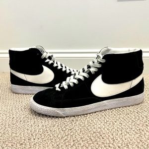 NIKE Blazer Mid // Premium BxW Gum Sole // US 9